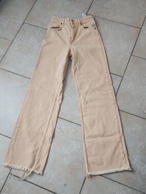 Zara Peach Wide-Leg Jeans Size 2 with Raw Hem